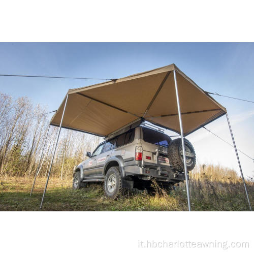 Auto in ritirata Auto sul tetto della tenda da sole